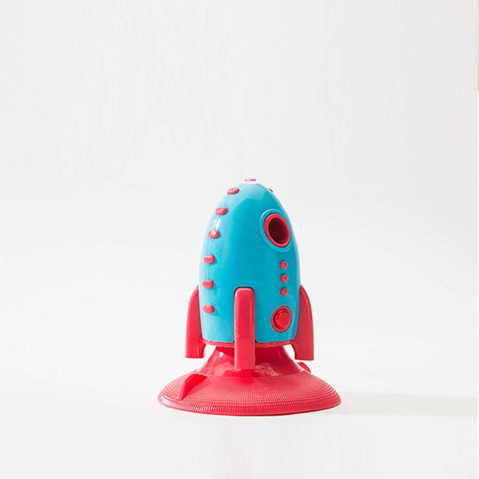 Rocket Shaped Pet Toy With Treat Dispensing Bite Resistant